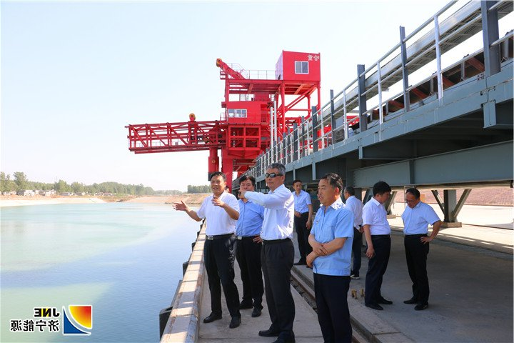 济矿物流：2019年5月23日，中国华能集团山东公司党委书记、董事长李树青一行到济矿物流公司考察调研（孙继业） (3).jpg