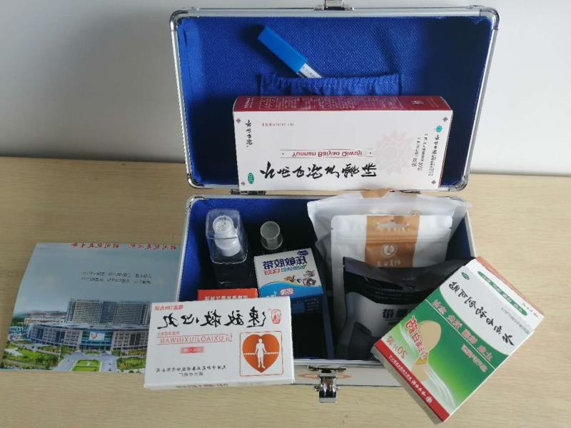 1604139047340866.jpg 致远教育医药箱.jpg