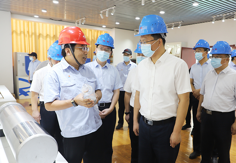 1629792101739352.jpg 2020-08-24许勇一行到海纳科技参观指导(1).jpg