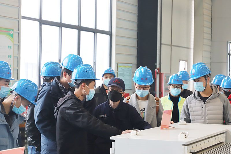1637396432131040.jpg 2020-11-17 金蓝领培训班到海纳科技参观 (3).JPG