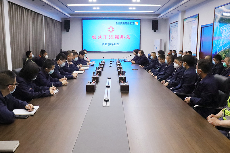 1650781191173588.jpg 2022年4月24日,龙拱港薪酬改革正式拉开帷幕(周博韬,摄1) .jpg