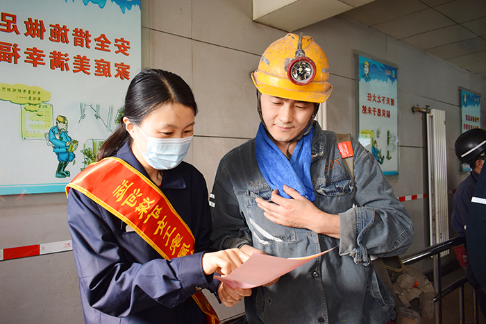 1652777555255028.jpg 01.jpg