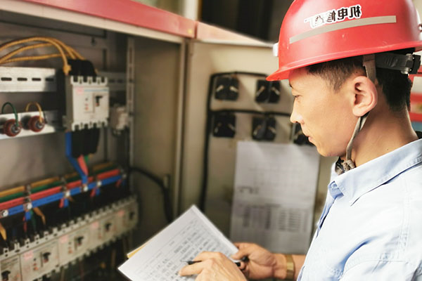 1654224022132451.jpg 6.2金桥煤矿:金桥煤矿机电修理厂“四勤四抓”拧紧“安全阀”(卓曼丽摄).jpg