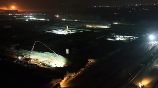 挑灯夜战施工忙!济宁能源新能源船舶基地项目奋力冲刺保工期