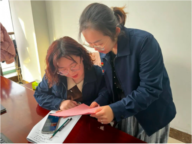 济宁能源组织开展女职工“维权行动月”普法宣传活动