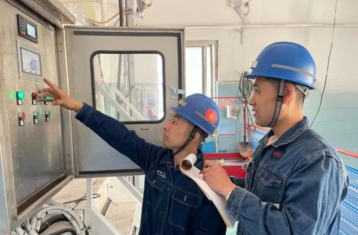 阳城煤电实施争做五好党员创先争优工程