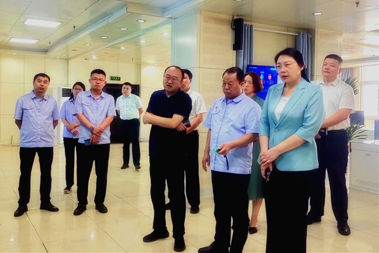 1694136409591859.jpg 金乡县县委书记孙颖来矿检查.jpg