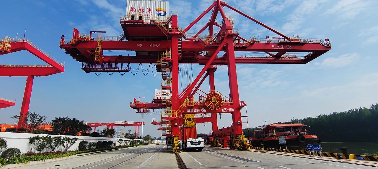 1696841217117997.jpg e27383d7401d8face632bd4d7ad0be90.jpg