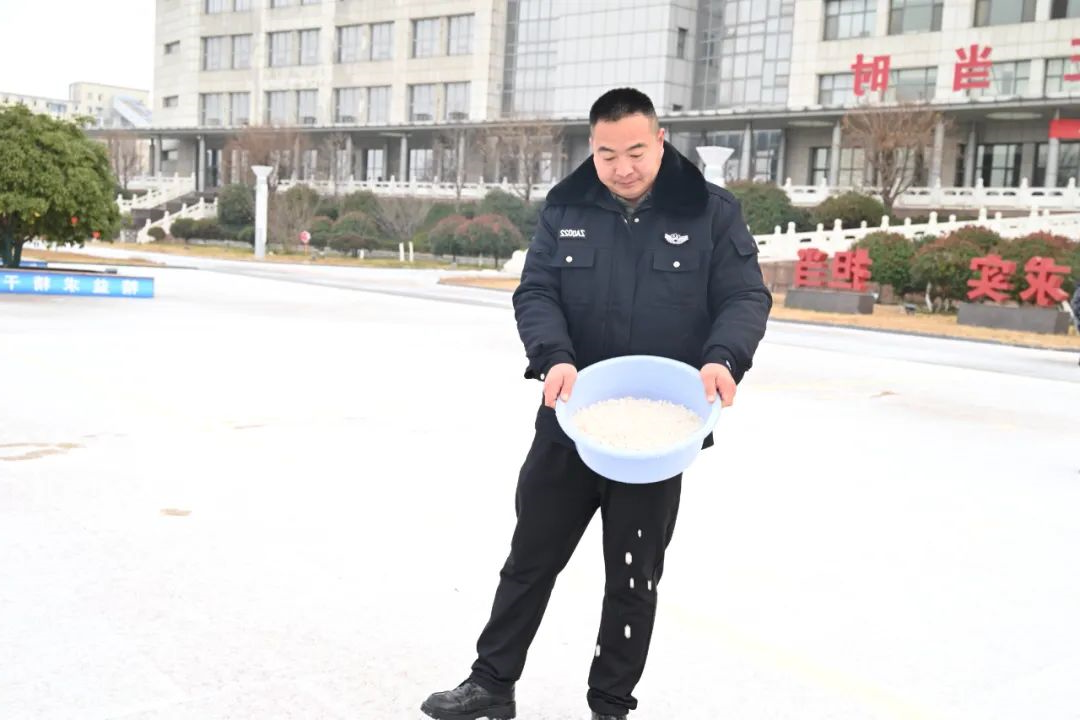 1702686167659677.jpg 2.jpg