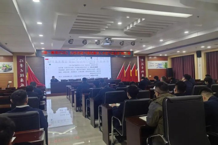 霄云煤矿多举措发挥“三类人”效应，提升基础管理水平