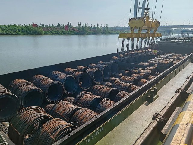 港航金属西钢东运连通浙沪，业务拓展再现蓝图