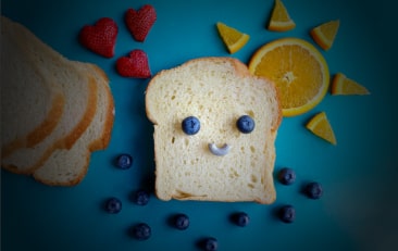 bread with fruit